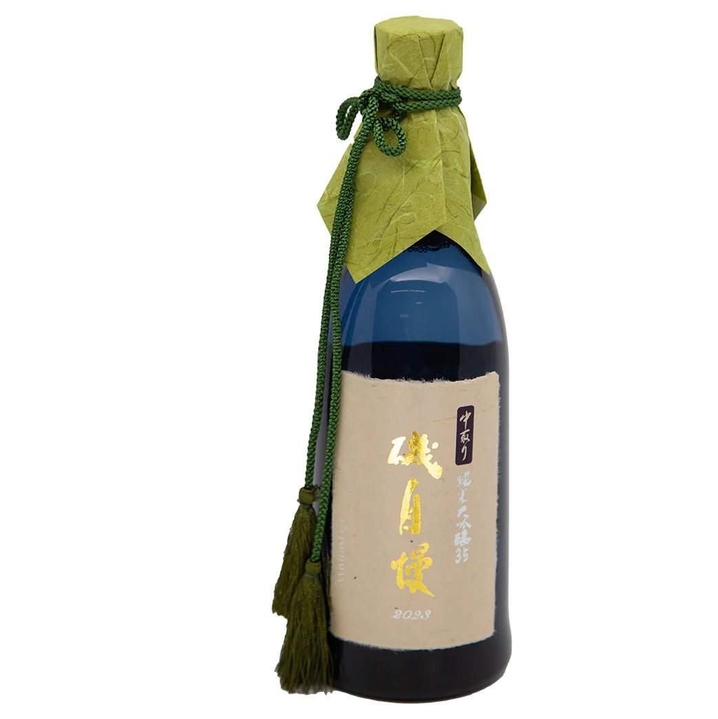 Isojiman Shuzo Junmai Daiginjo Nakadori 35 Pride of the Seashore Isojiman 720mL
